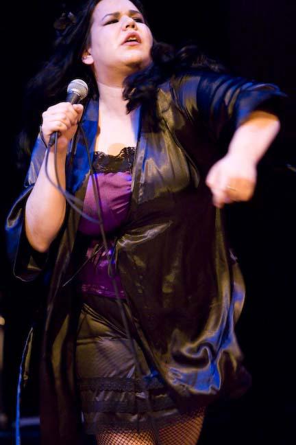 gal/Wanted__A_Wild_West_Show/mc5.jpg